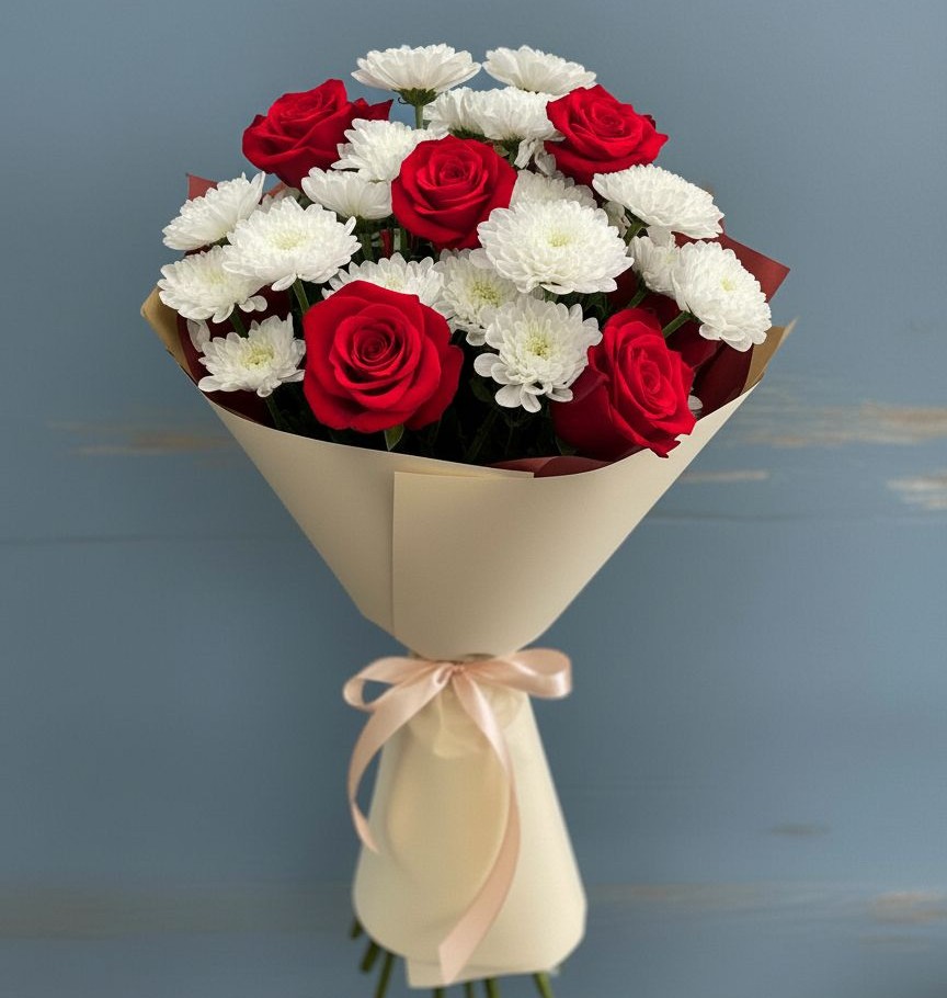 Букет цветов из: Розы и Хризантемы в Дальнегорске