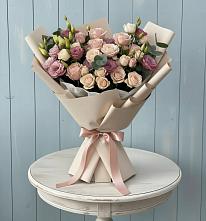 Букет цветов из:  Розы и Лизиантусы #REPLACE_PRED# Дальнегорске