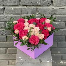Цветочная композиция из Розы в коробке в Дальнегорске