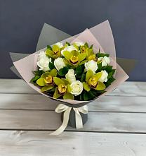 Букет цветов из:  Орхидеи и Розы в Дальнегорске