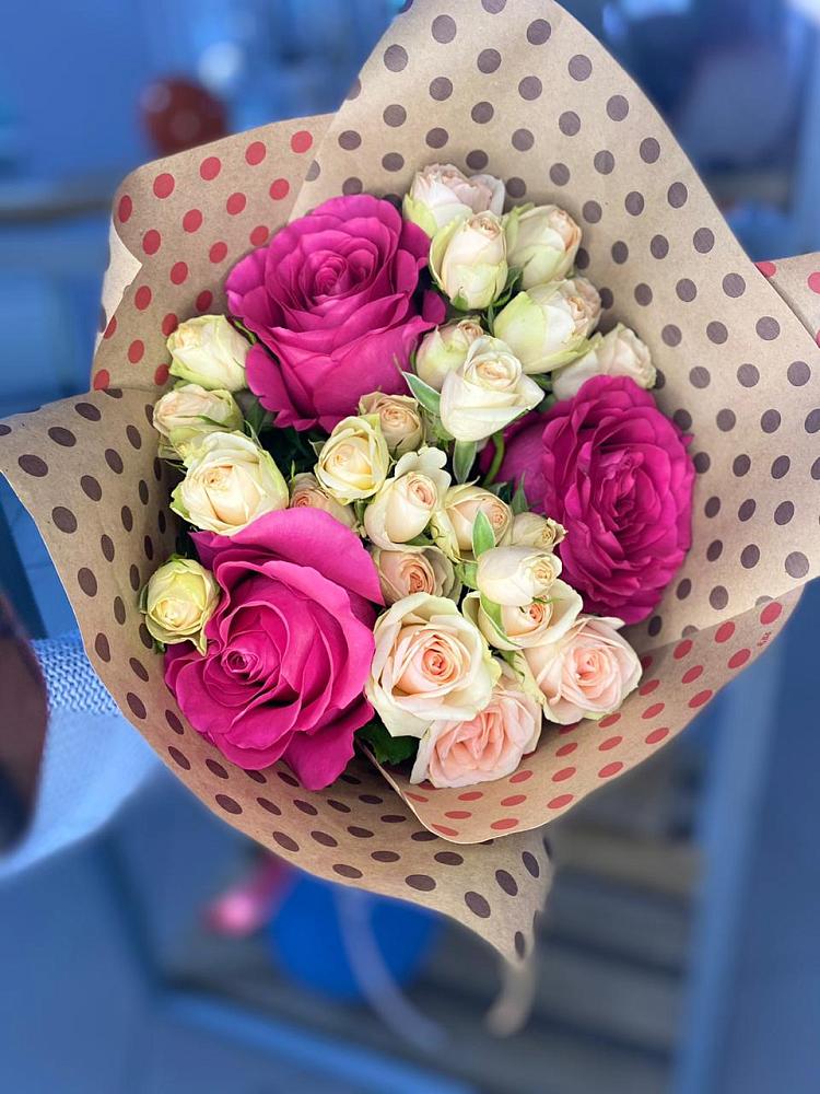 Букет цветов из: Розы в Дальнегорске