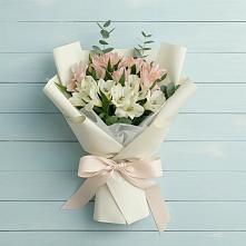 Букет цветов из:  Альстромерии в Дальнегорске