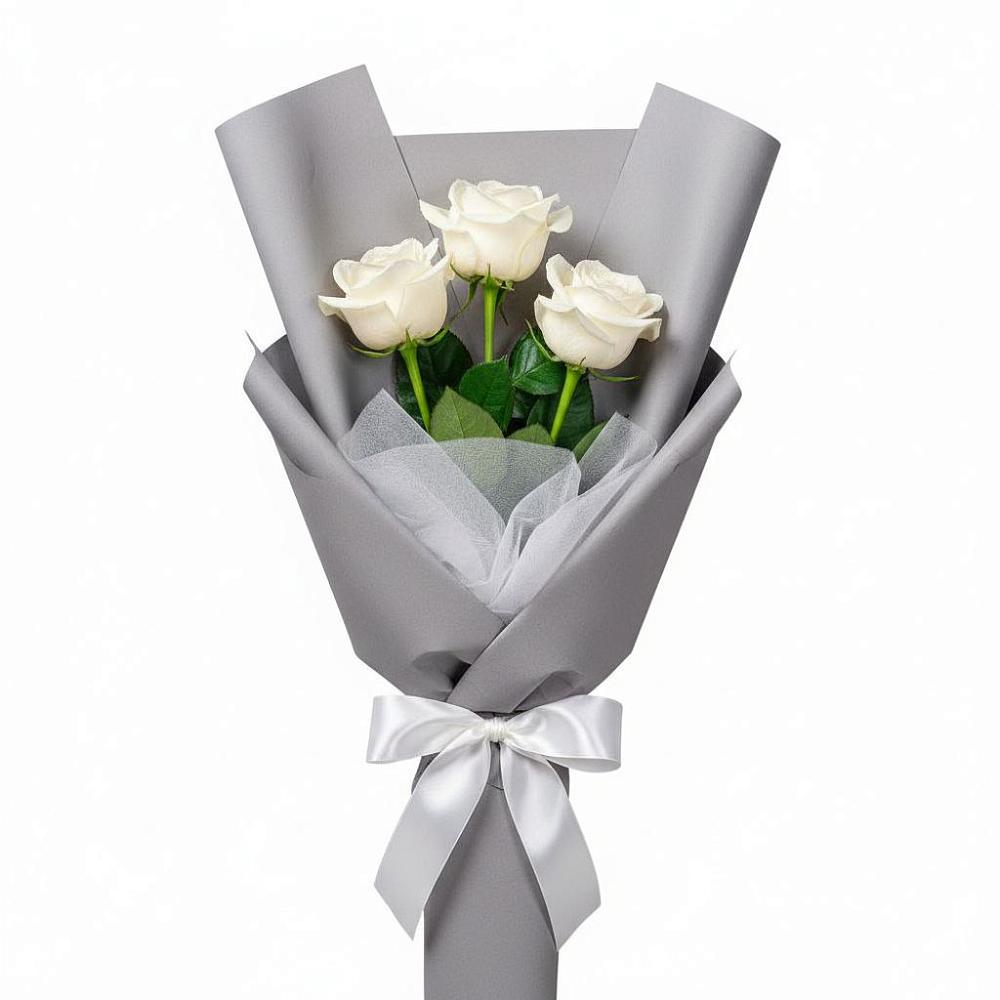 Букет 3 белые розы в Дальнегорске