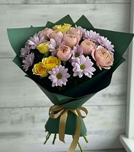 Букет цветов из:  Хризантемы и Розы в Дальнегорске