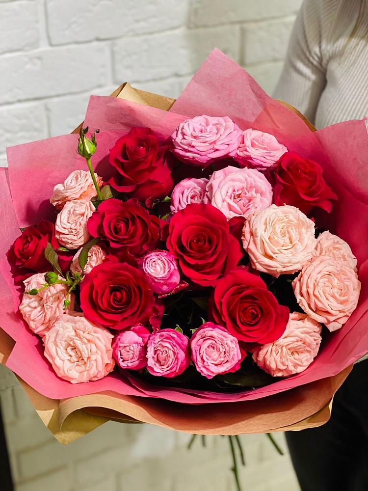 Букет цветов из: Розы в Дальнегорске