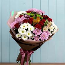 Букет цветов из:  Розы, Хризантемы и Альстромерии в Дальнегорске