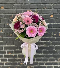Букет цветов из:  Герберы и Хризантемы в Дальнегорске
