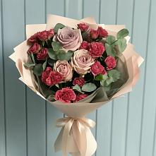Букет цветов из:  Гвоздики и Розы #REPLACE_PRED# Дальнегорске