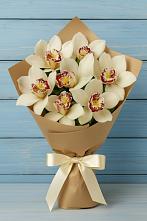 Букет цветов из:  Орхидеи и Розы в Дальнегорске